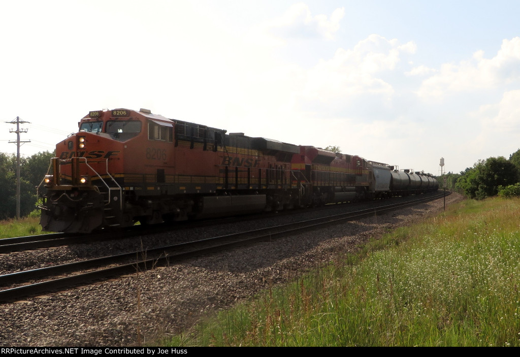 BNSF 8206 East